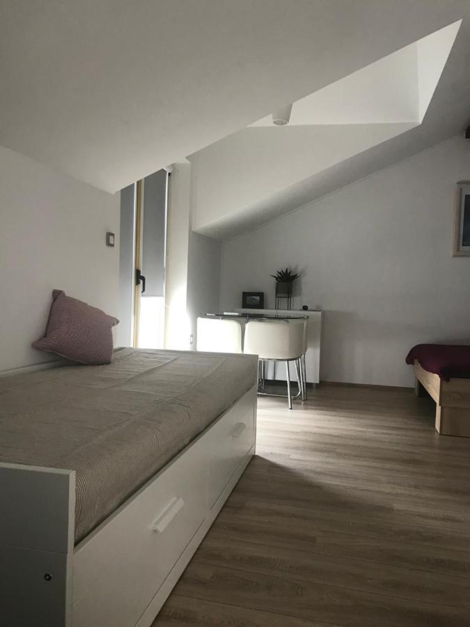 Zaton  Apartmani Sanja מראה חיצוני תמונה